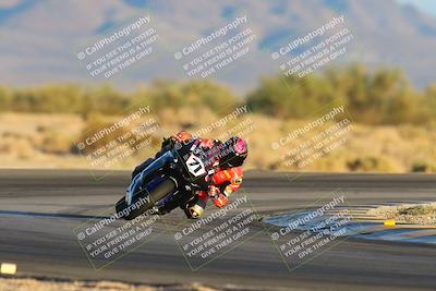 media/Nov-17-2024-CVMA (Sun) [[1fec520723]]/Race 18-Supersport Middleweight/